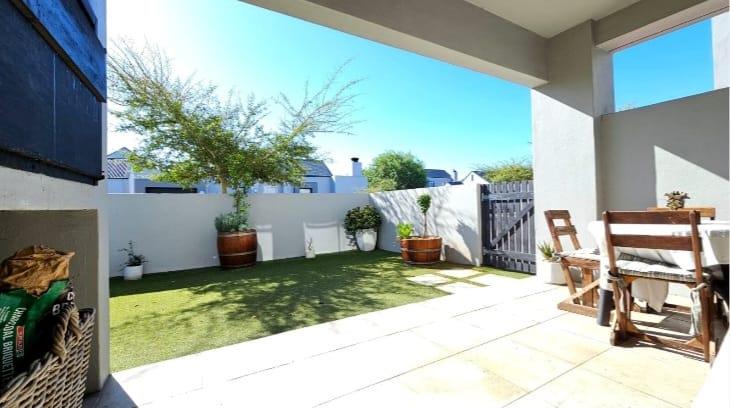 3 Bedroom Property for Sale in Aan de Wijnlanden Western Cape